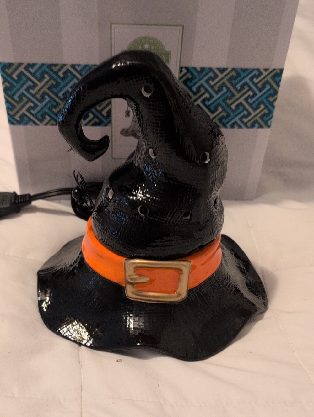 NIB Scentsy Salem Witch Hat Halloween Wax Warmer